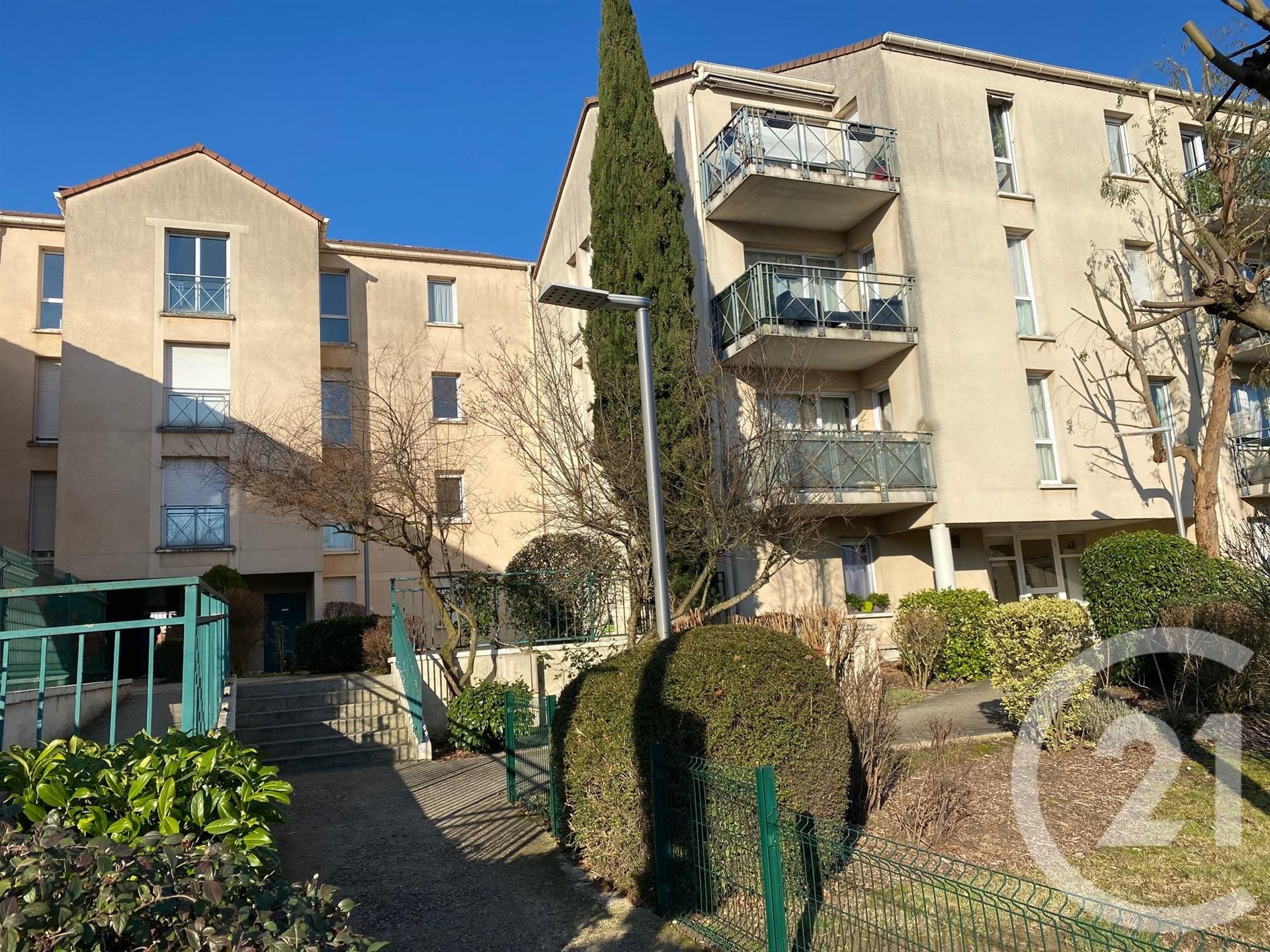 Appartement à louer, 45m², Domont