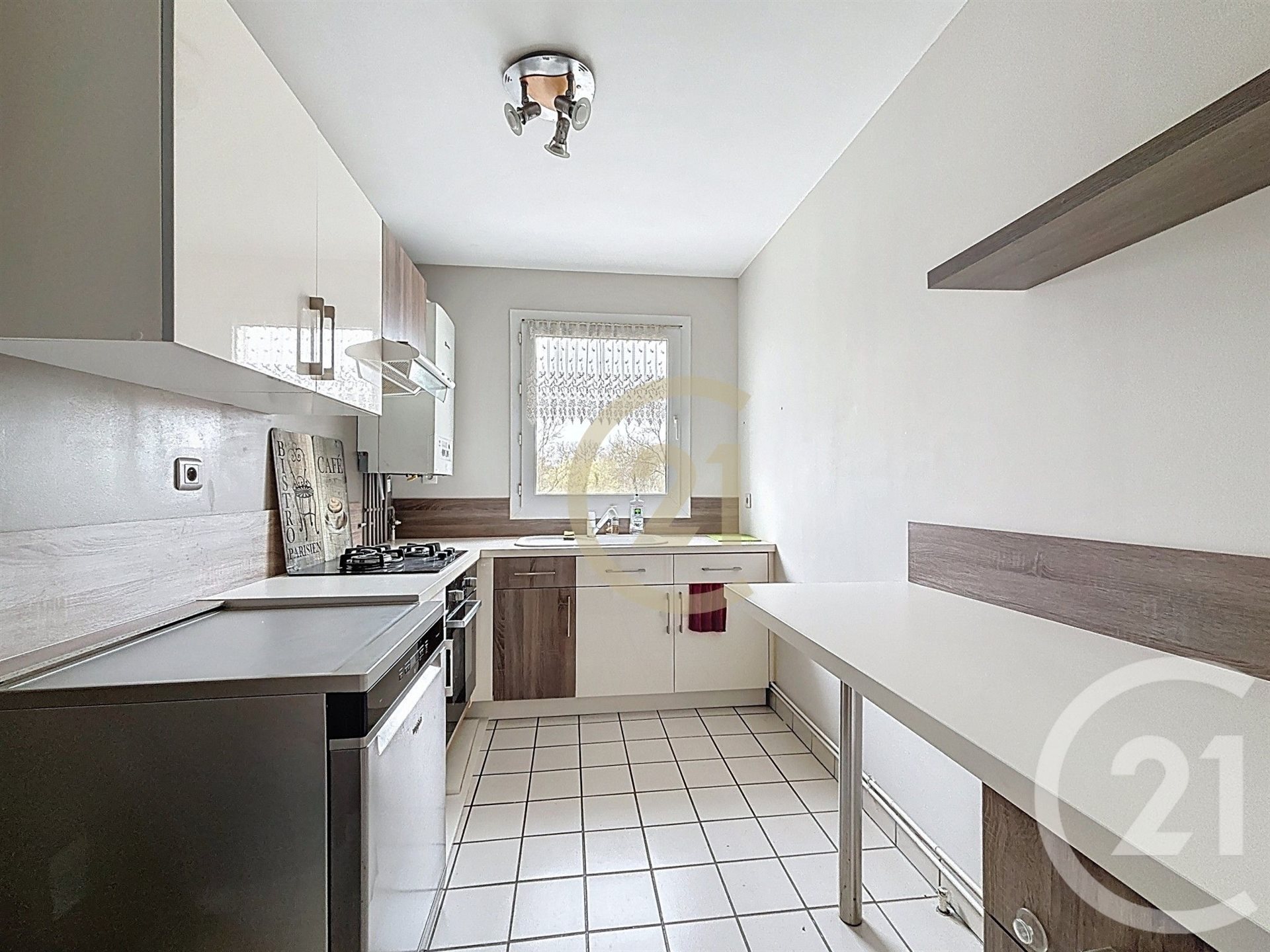 Appartement à louer, 48m², Jouy-le-Moutier
