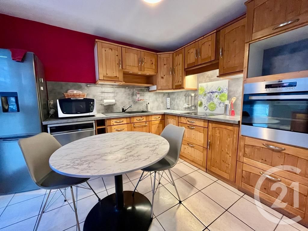 Appartement à louer, 64m², Saint-Pierre-en-Faucigny