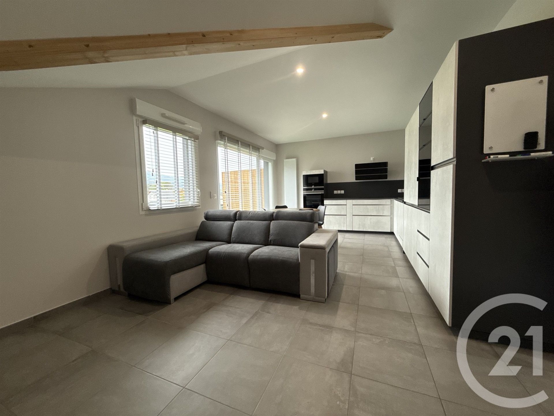 Appartement à louer, 63m², Saint-Pierre-en-Faucigny