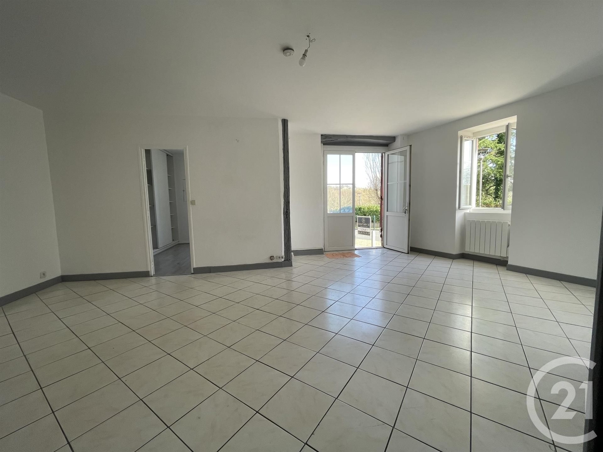 Appartement à louer, 83m², Villefranque