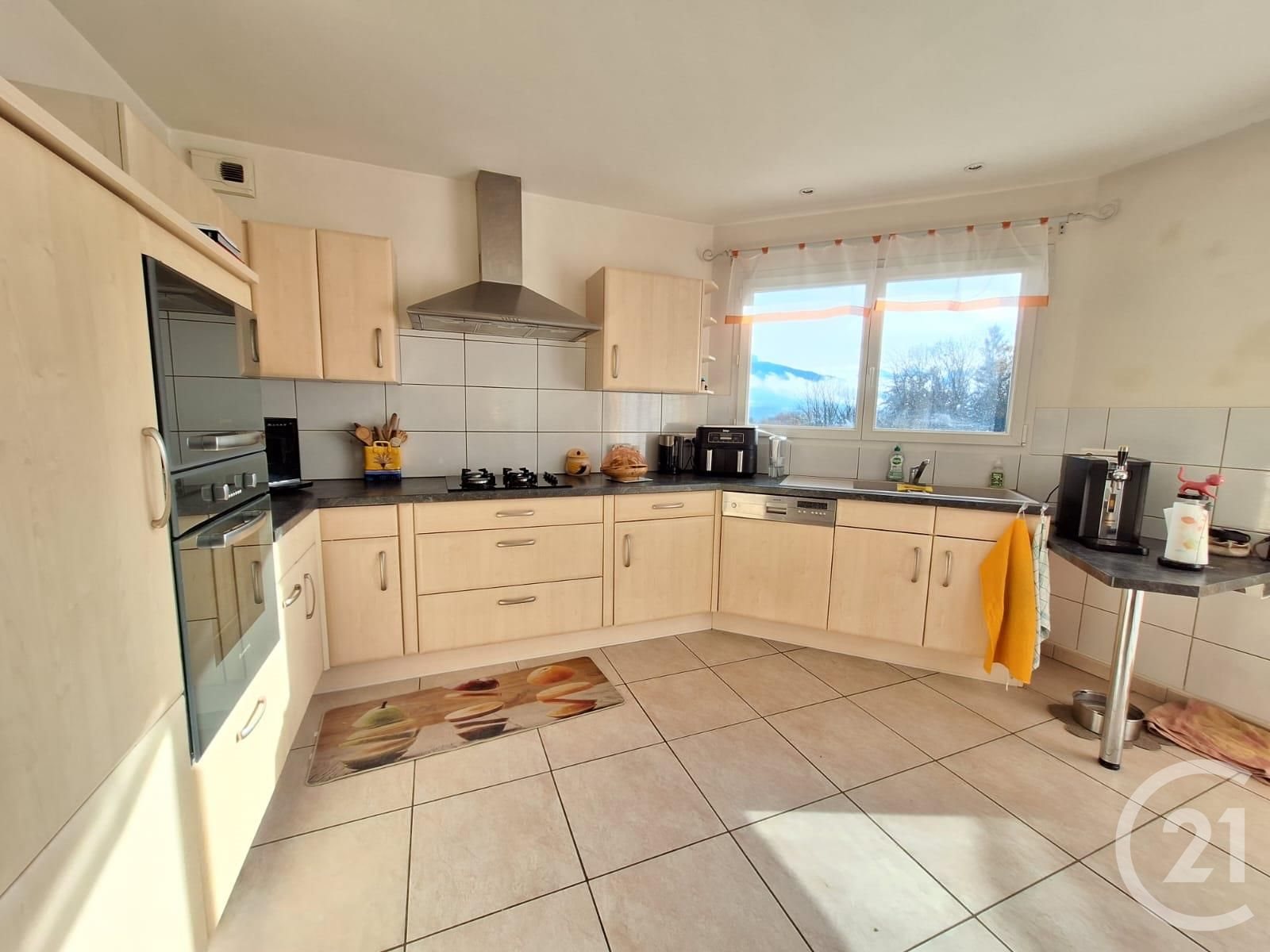 Maison à louer, 301m², Charvonnex