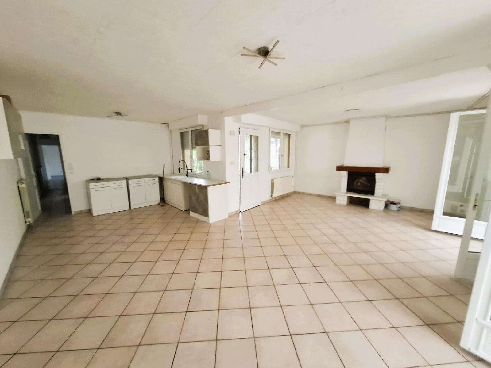 Maison à louer, 101m², Molliens-au-Bois