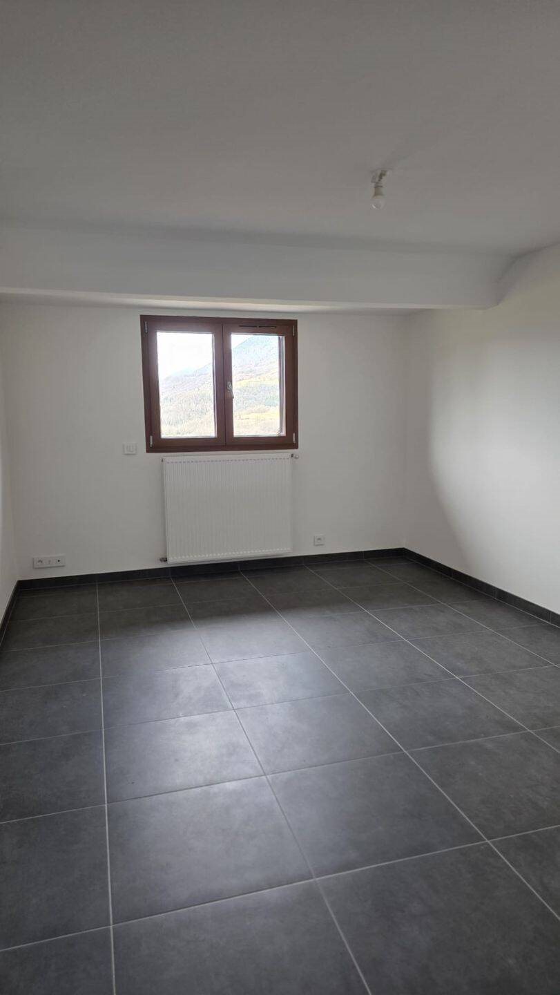 Appartement à louer, 71m², Eloise