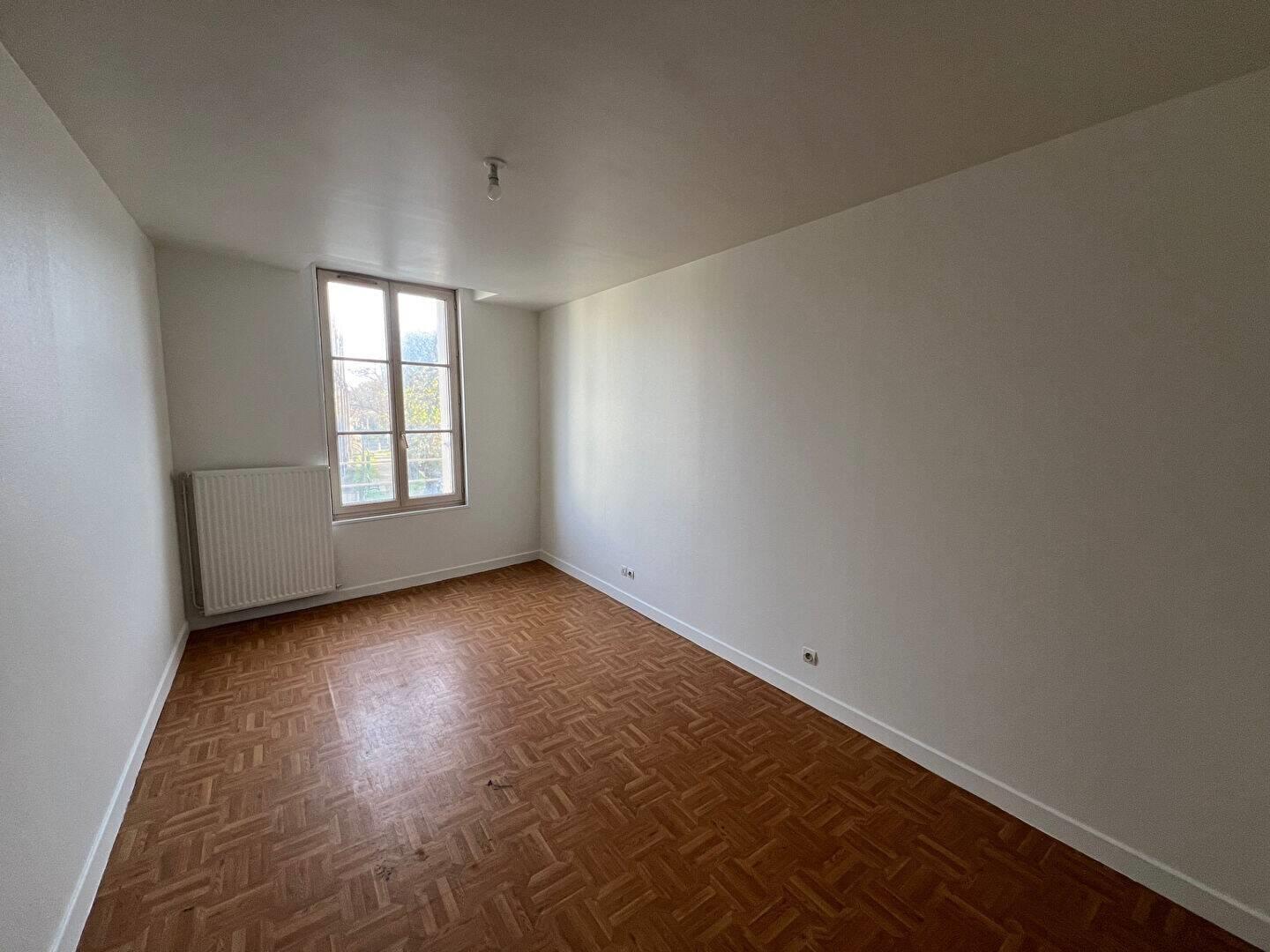 Maison à louer, 74m², Saint-Maixent-l'Ecole