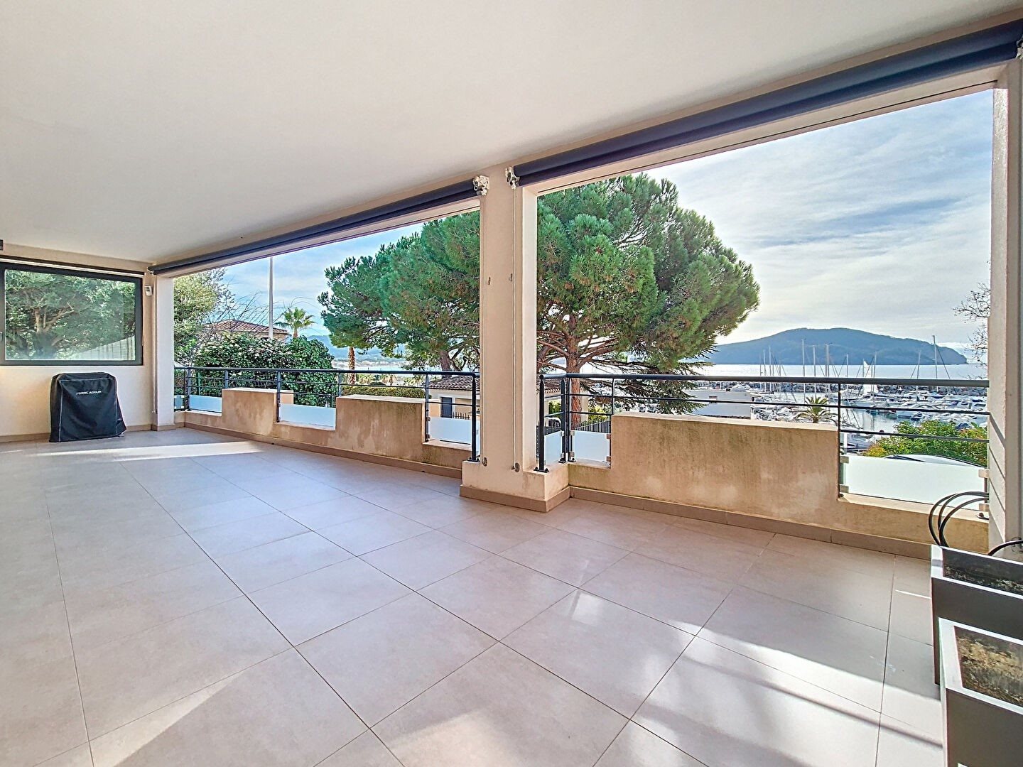 Appartement à vendre, 118m², Saint-Cyr-sur-Mer