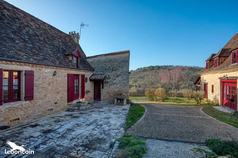 Maison à vendre, 300m², Le Buisson-de-Cadouin