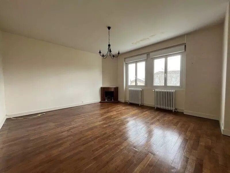 Maison à louer, 79m², Confolens