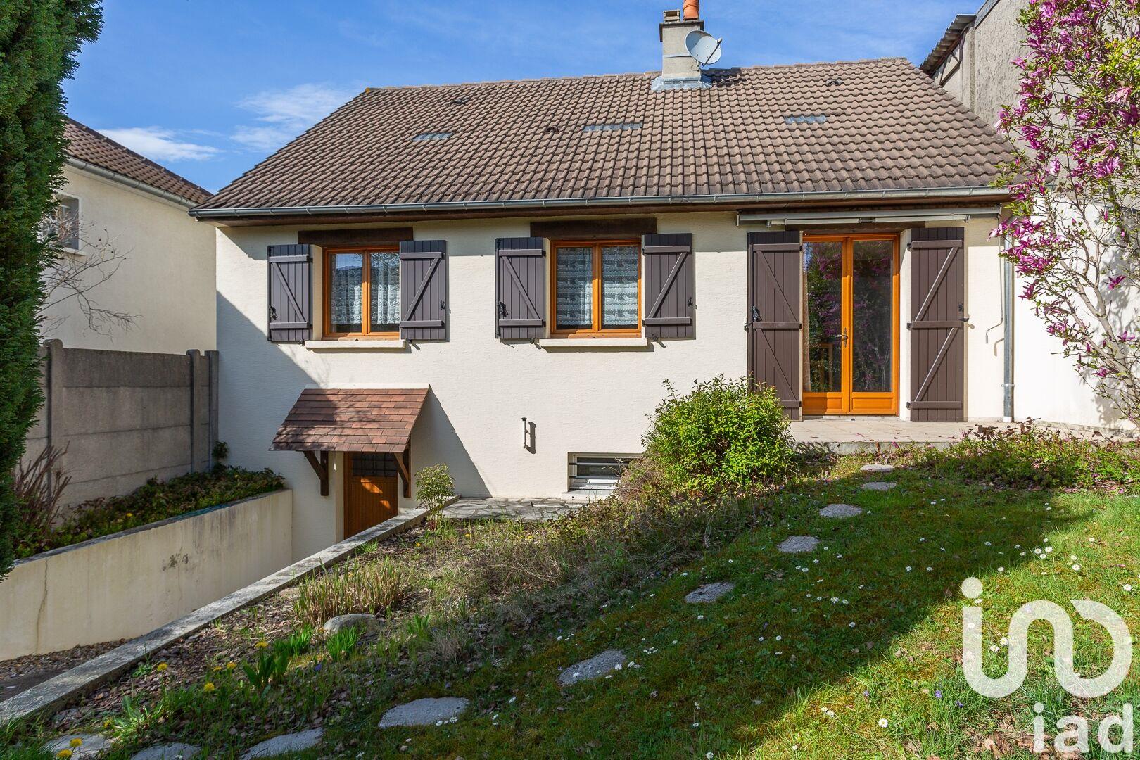 Maison à vendre, 77m², Viry-Châtillon