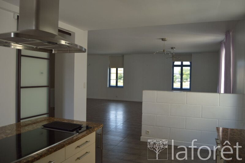 Appartement à louer, 220m², Pont-l'Abbé