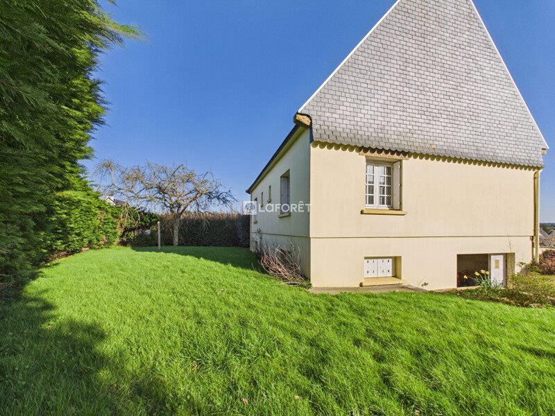 Maison à vendre, 121m², Dinéault