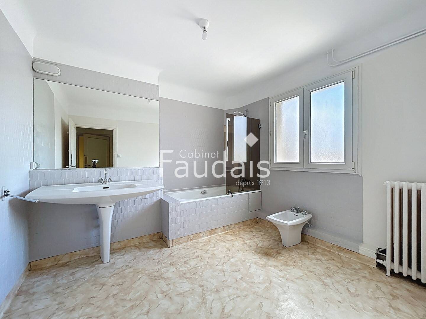 Maison à louer, 137m², Saint-Lô