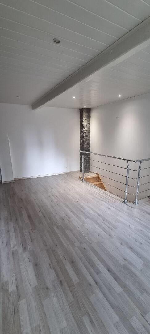 Maison à louer, 56m², Chevrières
