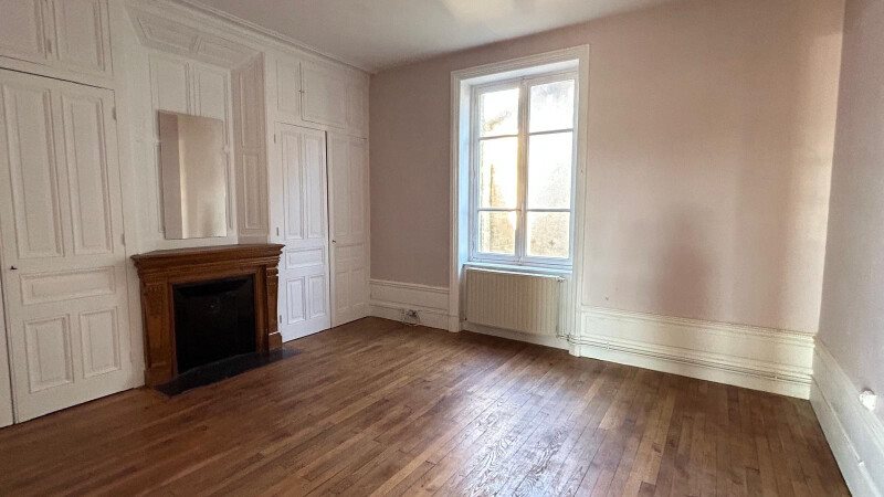 Appartement à louer, 101m², Chazelles-sur-Lyon