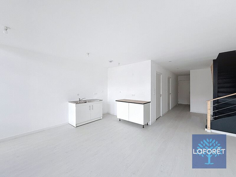 Appartement à louer, 99m², Saint-Amand-les-Eaux