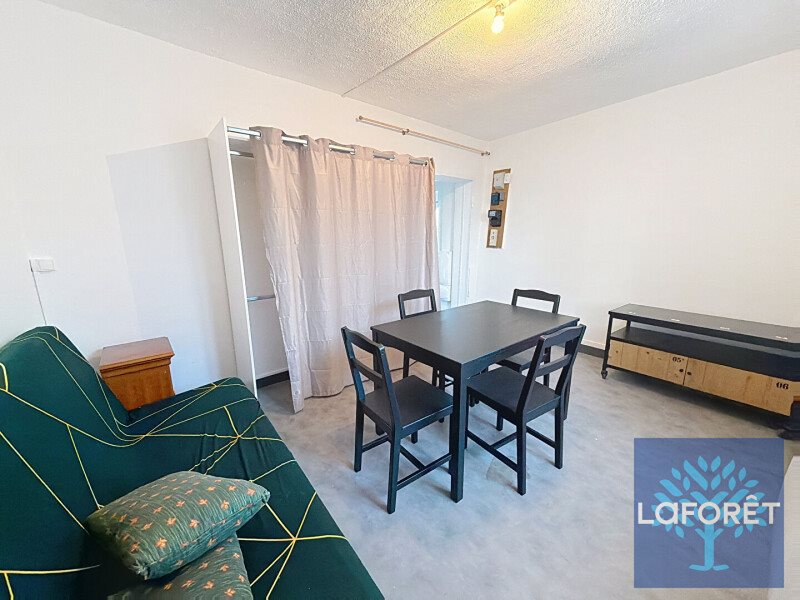 Appartement à louer, 20m², Neuf-Mesnil