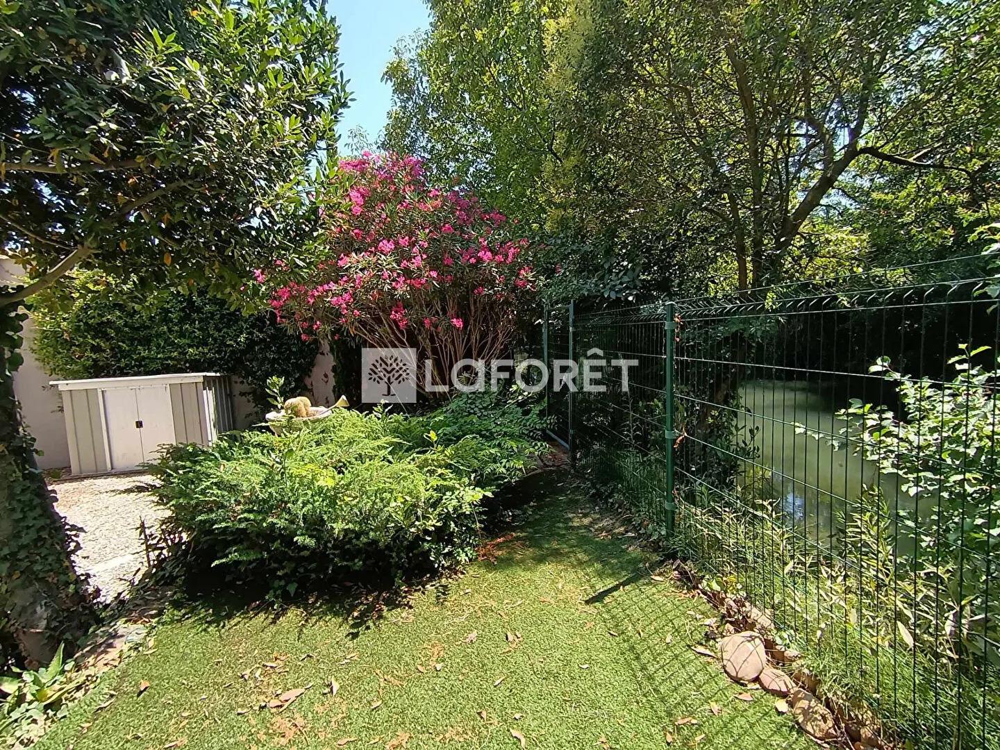 Maison à louer, 91m², Vedène