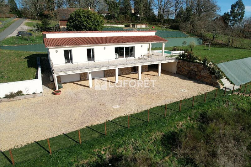 Maison à vendre, 180m², Condat-sur-Vienne