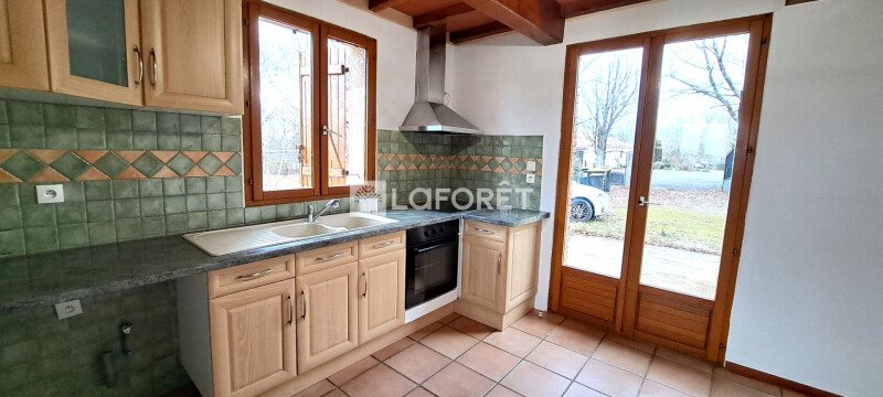 Maison à louer, 91m², Le Born