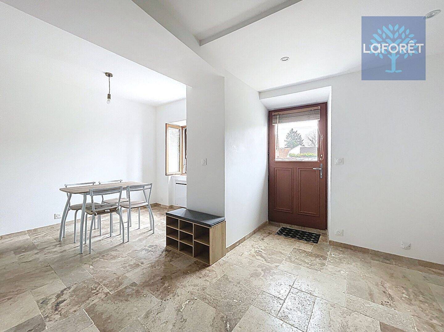 Maison à louer, 46m², Auffargis