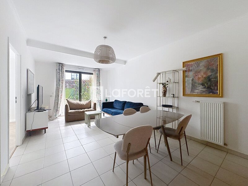 Appartement à louer, 80m², Saint-Cyr-l'Ecole