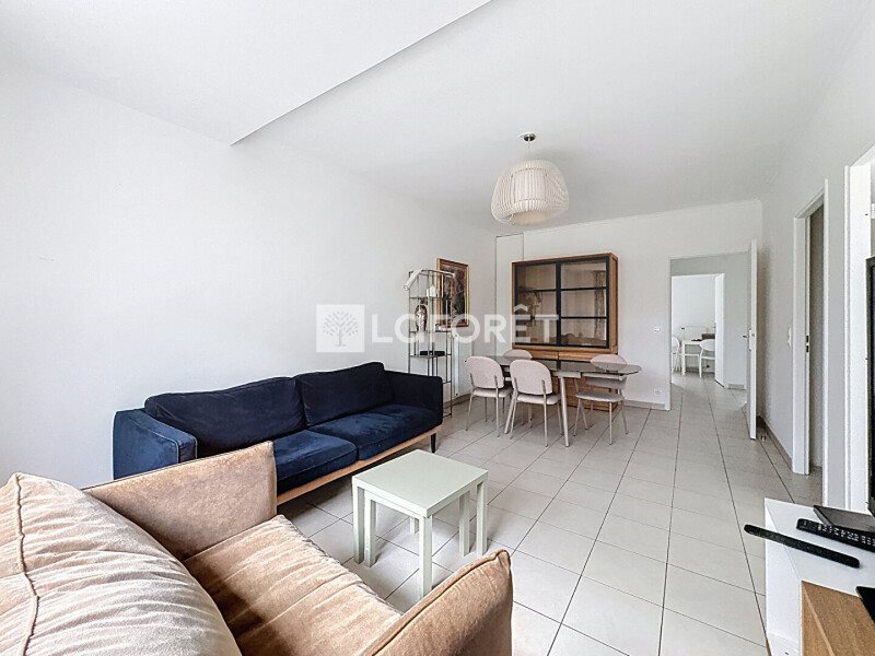 Appartement à louer, 80m², Saint-Cyr-l'Ecole