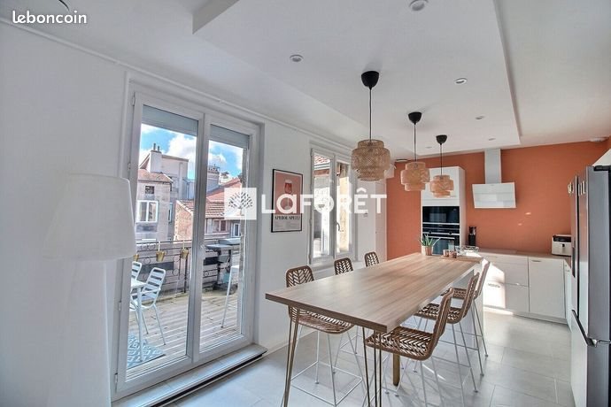 Appartement à vendre, 146m², Saint-Etienne