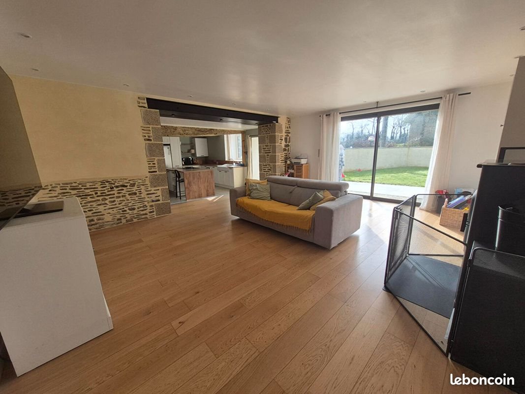 Maison à louer, 118m², Meillac