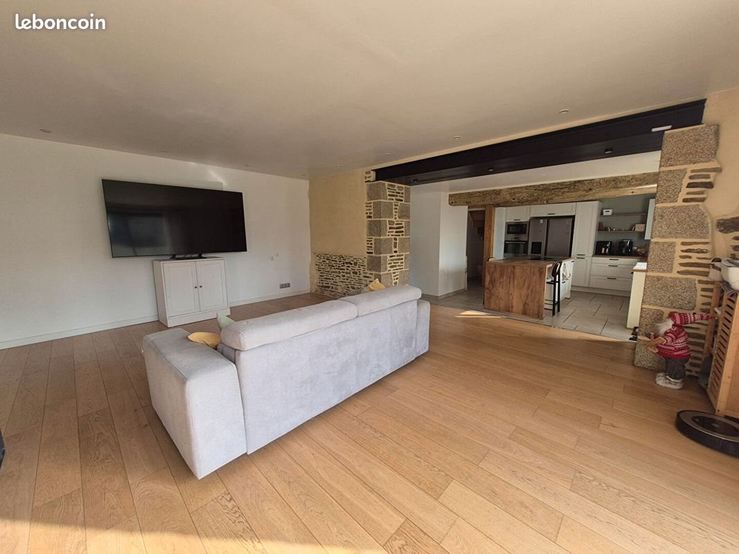 Maison à louer, 118m², Meillac