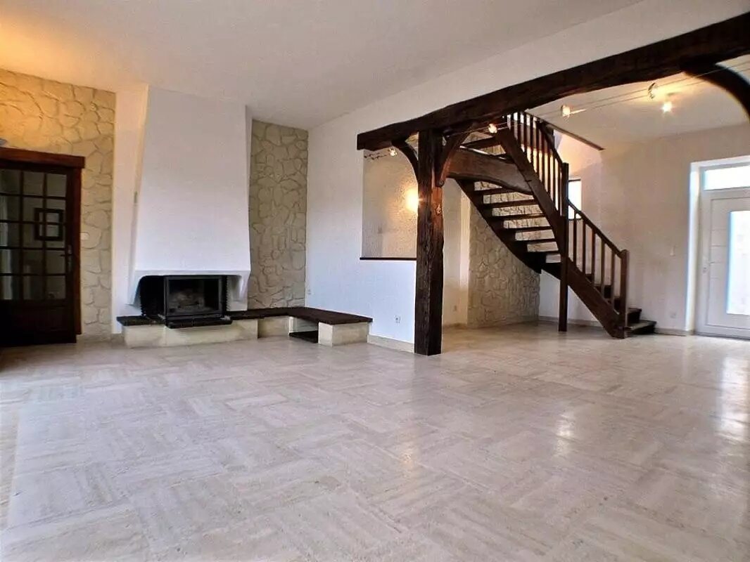 Maison à louer, 141m², Le Creusot