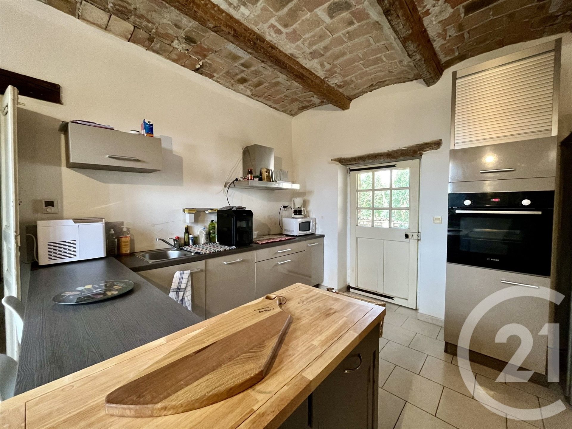 Appartement à louer, 115m², Saint-Privat-des-Vieux