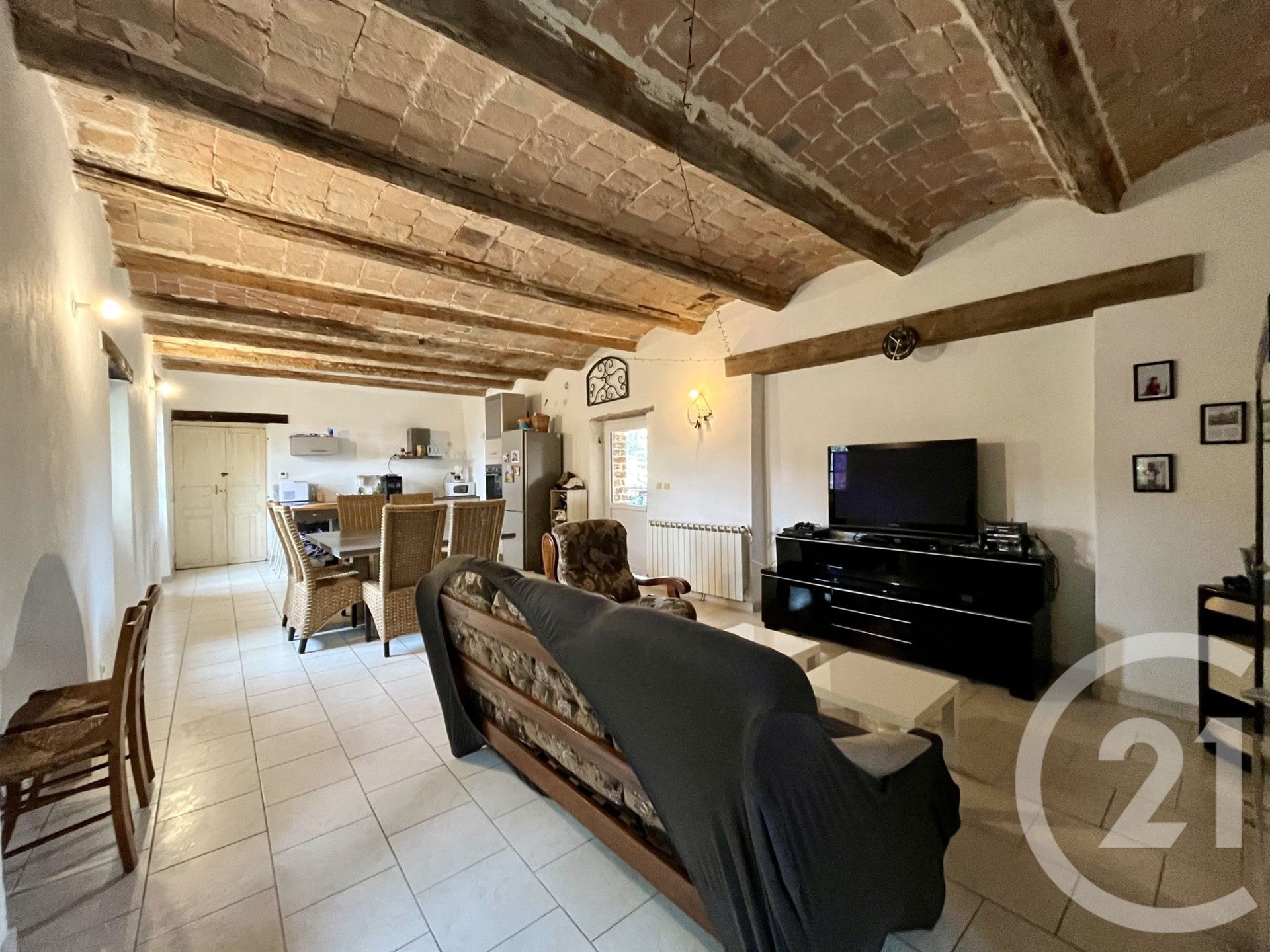 Appartement à louer, 115m², Saint-Privat-des-Vieux