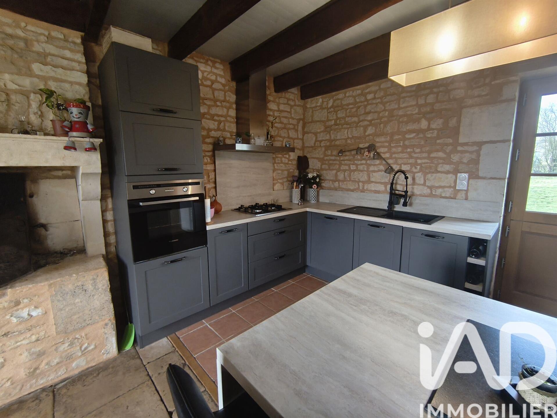 Maison à vendre, 162m², Clussais-la-Pommeraie