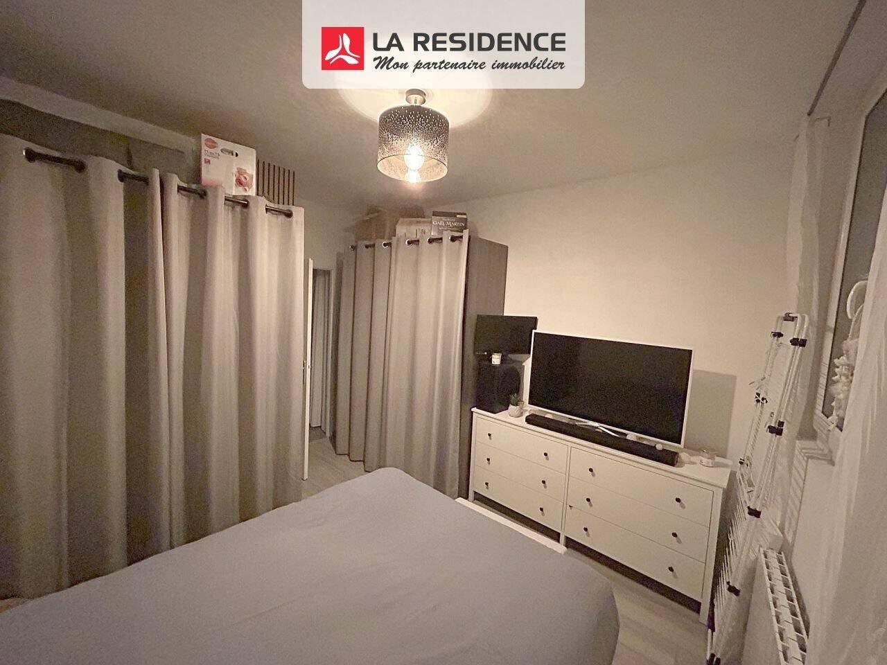 Appartement à louer, 49m², Epône