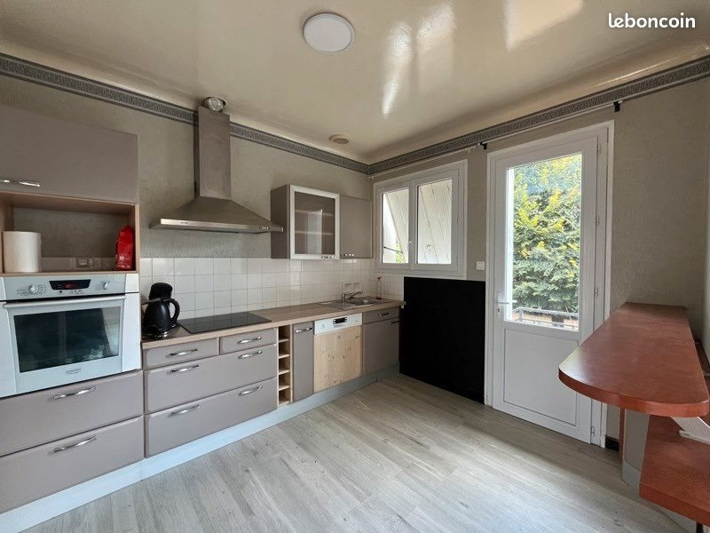 Maison à louer, 84m², Terrasson-Lavilledieu