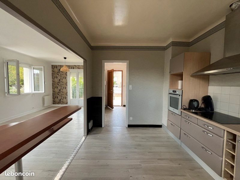 Maison à louer, 84m², Terrasson-Lavilledieu