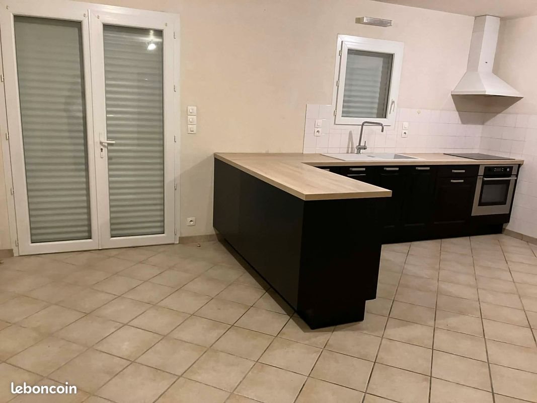 Maison à louer, 81m², Drain