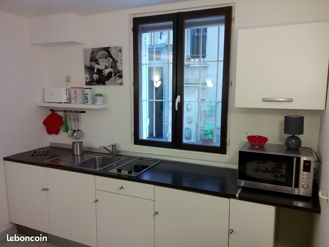 Appartement à louer, 21m², Paris 18ème