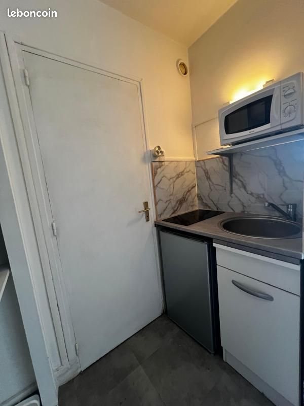 Appartement à louer, 23m², Nîmes