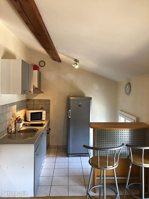 Appartement à louer, 55m², Saintes