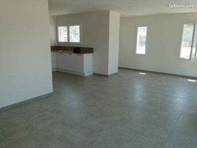 Maison à louer, 100m², Sainte-Florence