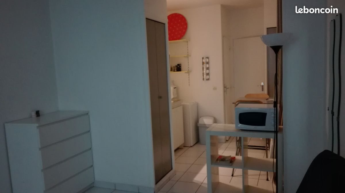 Appartement à louer, 24m², Paris 17ème