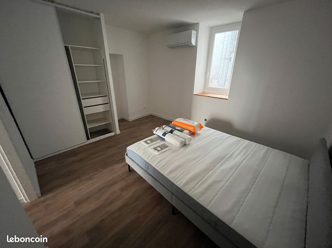 Appartement à louer, 83m², Lodève