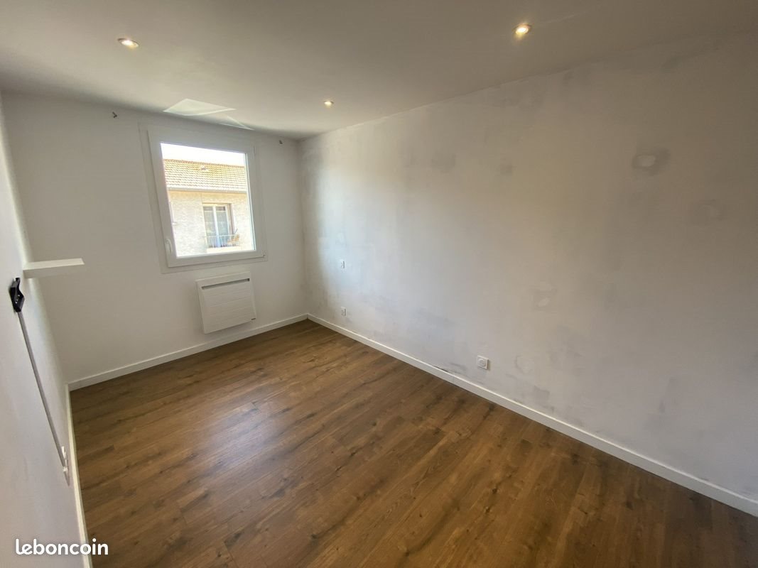 Maison à louer, 58m², Saint-Marcellin-en-Forez