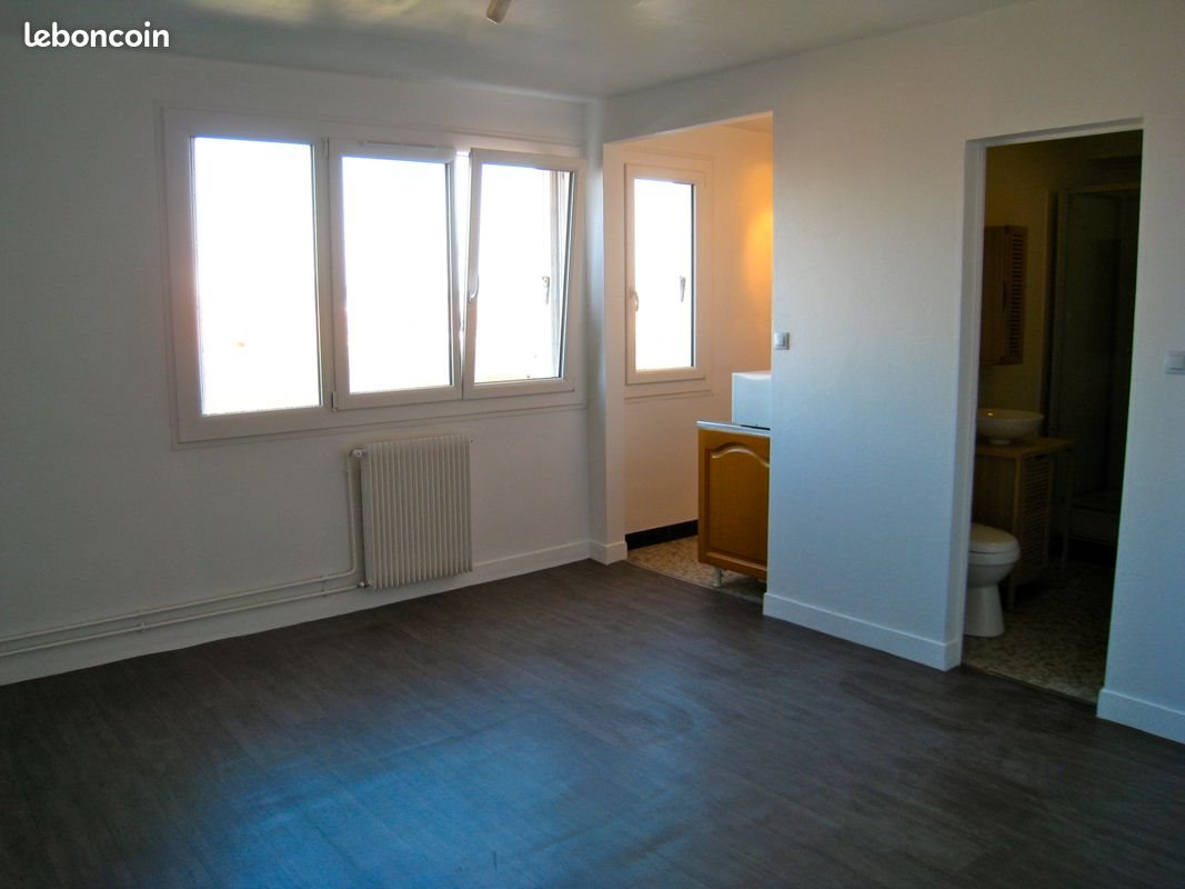 Appartement à louer, 26m², Saint-Julien-les-Villas