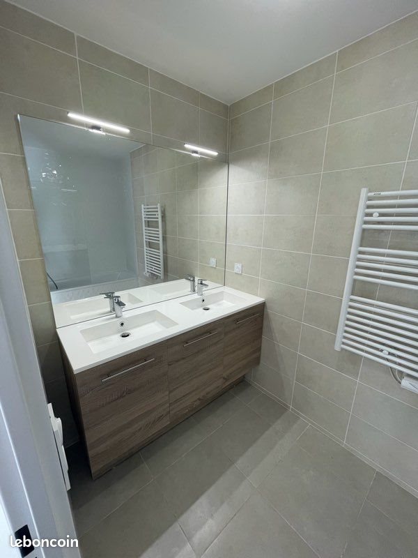 Appartement à louer, 55m², Toulon