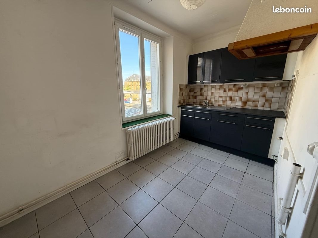 Appartement à vendre, 74m², Charleville-Mézières