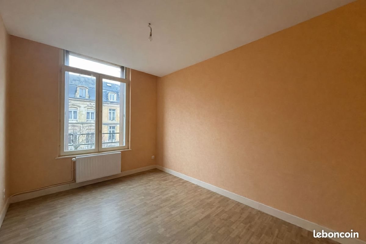 Appartement à vendre, 54m², Sedan