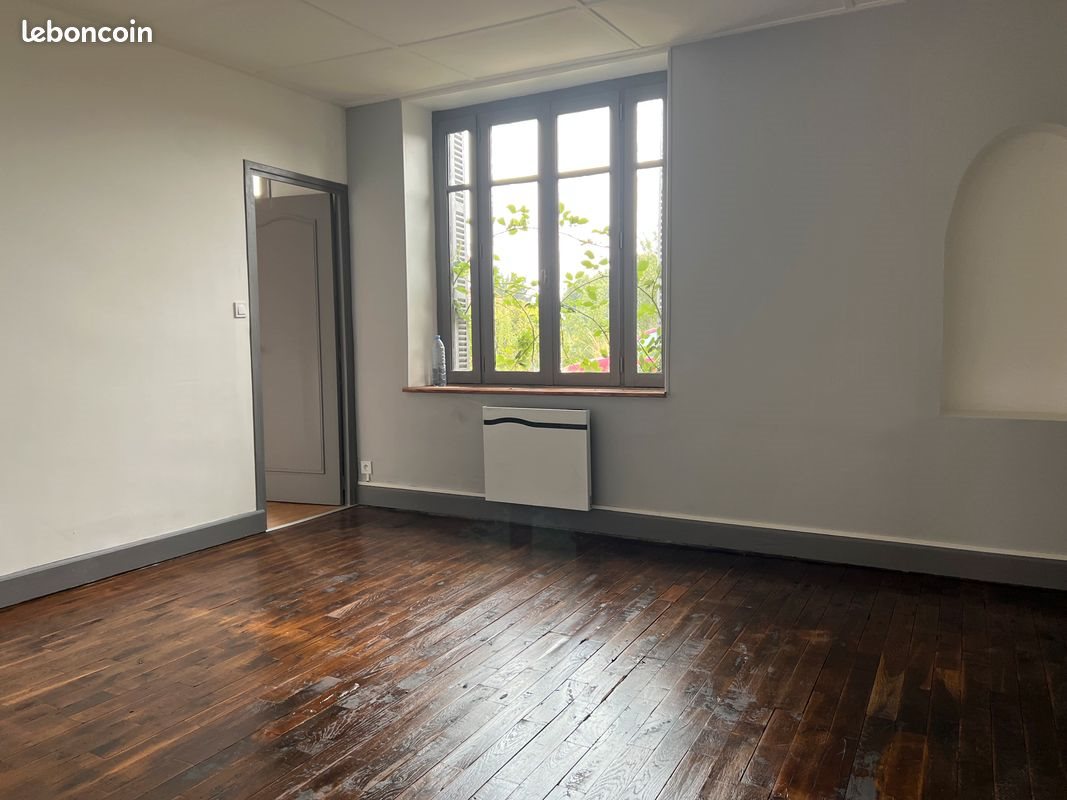 Appartement à louer, 64m², Antully