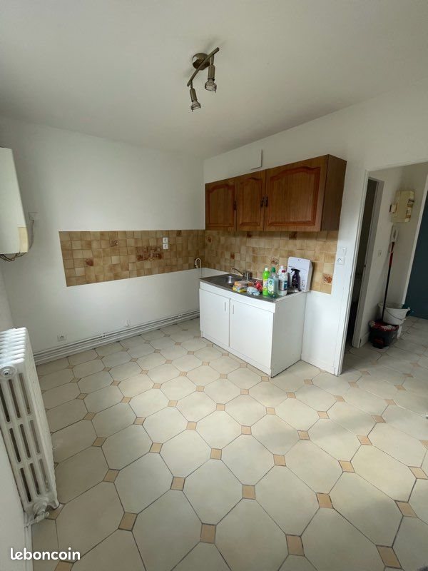 Appartement à louer, 453m², Beauvais